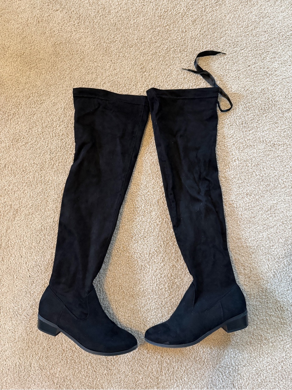 Women's Over-the-Knee Black Suede Stretch Boots